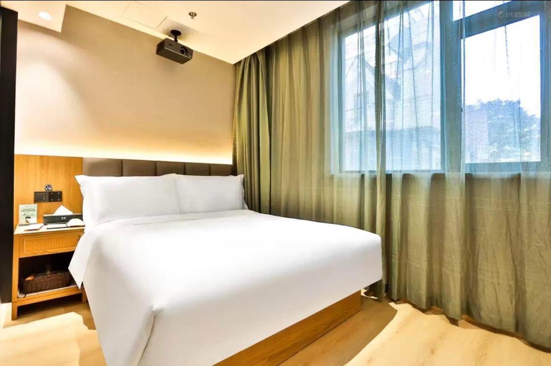 True Go Hotel - Shanghai Jing'An Temple Nanjing West Road Екстер'єр фото