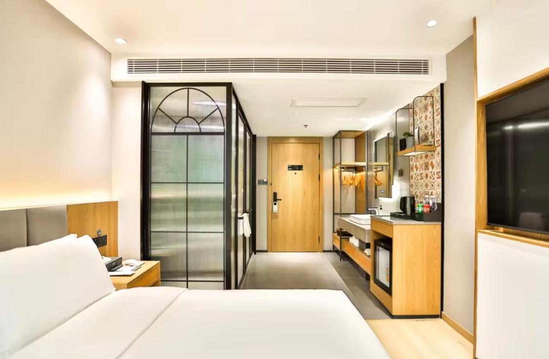 True Go Hotel - Shanghai Jing'An Temple Nanjing West Road Екстер'єр фото