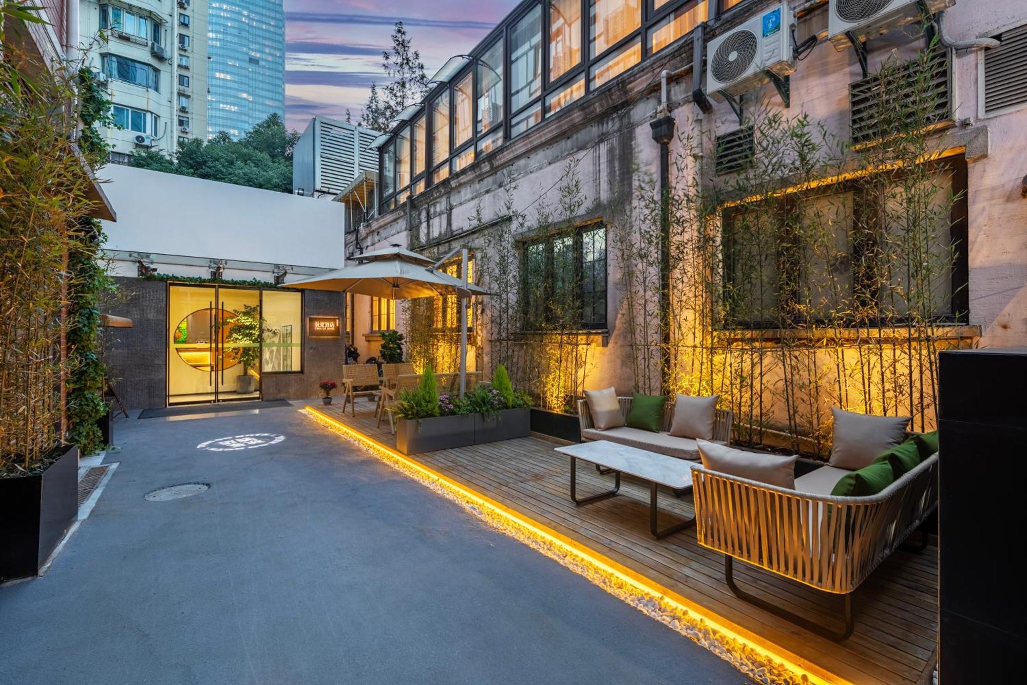True Go Hotel - Shanghai Jing'An Temple Nanjing West Road Екстер'єр фото