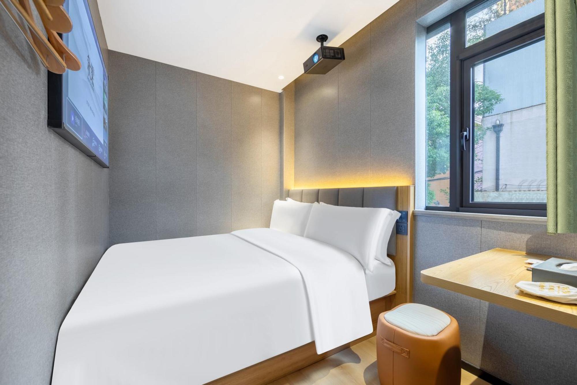 True Go Hotel - Shanghai Jing'An Temple Nanjing West Road Екстер'єр фото